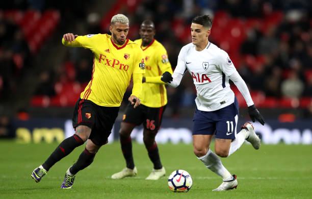 小李突然感 小李突然感